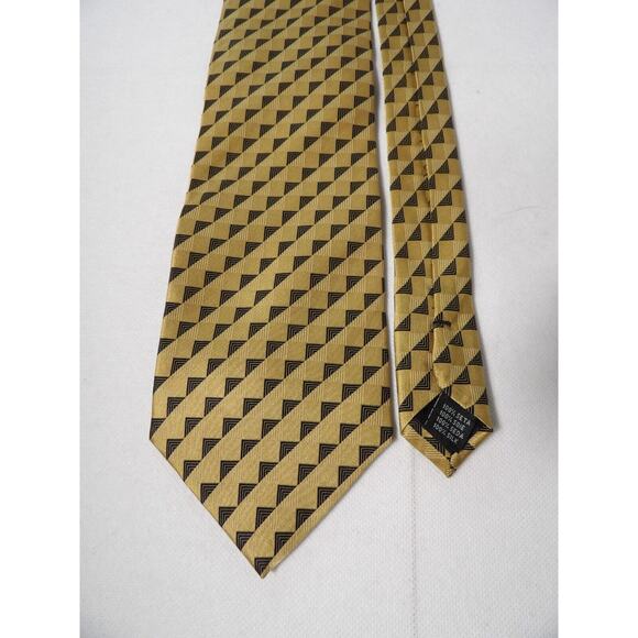 Gior Gio Brutini Mens Neck Tie Silk Geometric Diamond Triangle Gold Black Design - Picture 3 of 10